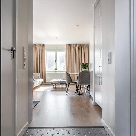 Central Apartment 5Min Drive To The Airport. ستوكهولم المظهر الخارجي الصورة