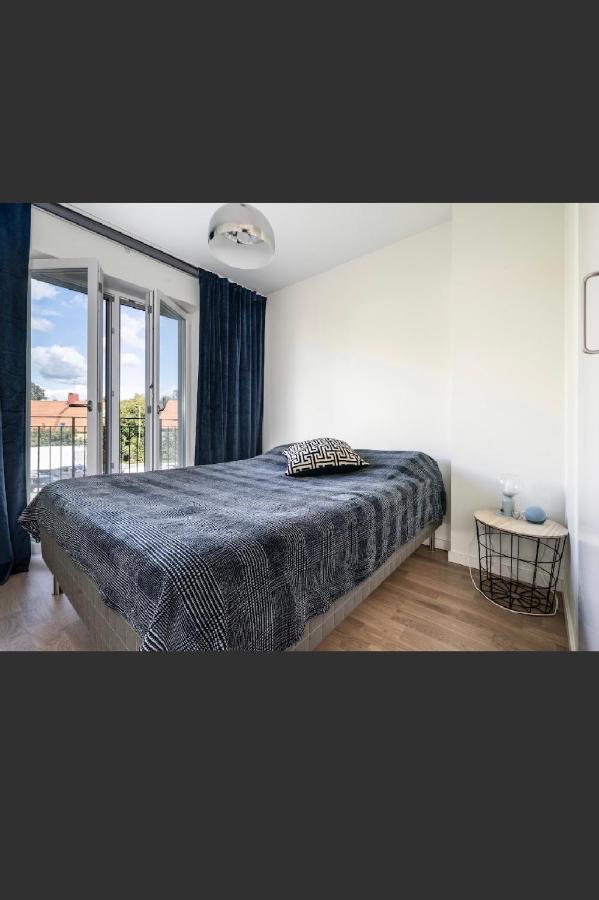Central Apartment 5Min Drive To The Airport. ستوكهولم المظهر الخارجي الصورة